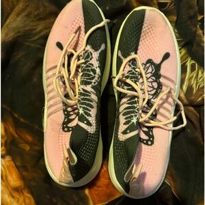 Butterfly shoes-pending